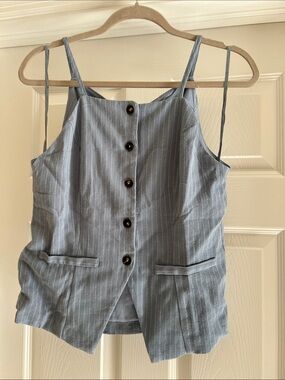 Monteau Los Angeles Striped Light Blue Button-Front Spaghetti Strap Vest Top